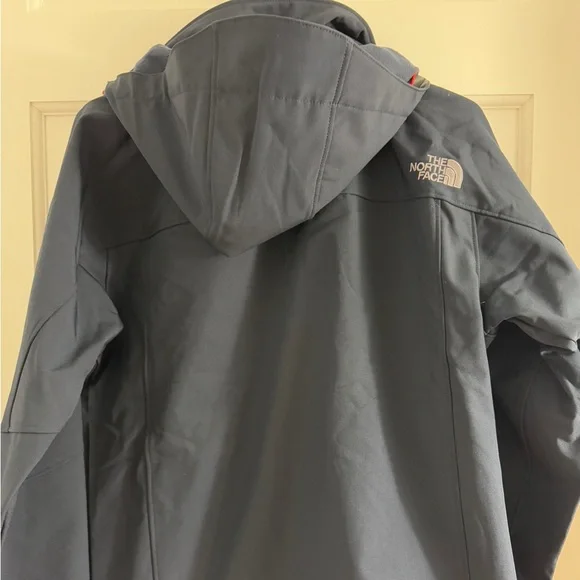 NWT North Face Men’s Hooded Jacket size Medium - Picture 4 of 5